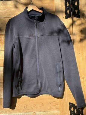 Arc’Teryx Covert Cardigan